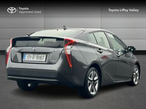 Toyota Prius HYBRID LUXURY 4DR AUTO - Image 2