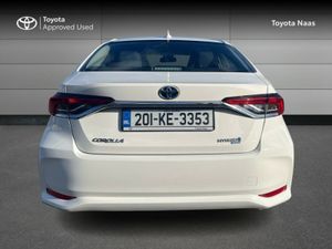 Toyota Corolla 1.8 HYBRID SALOON - Image 4