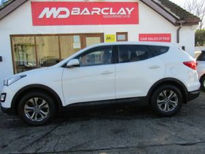 Hyundai Santa Fe 2WD Comfort 4DR - Image 2