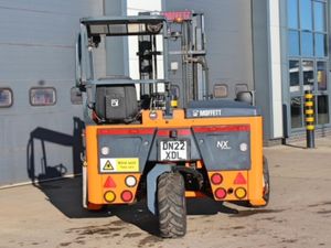 2022 MOFFETT MOUNTY -M5 FORKLIFT - Image 2