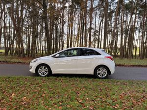 Hyundai i30 2014 Diesel Deluxe - Image 4