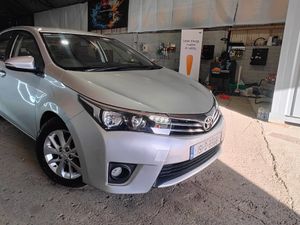 2015 - Toyota Corolla 1.6 Petrol Automatic - Image 2
