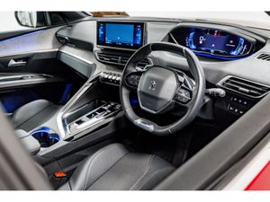 Peugeot 3008 GT PHEV Auto 225HP - Image 2