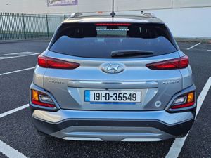Hyundai KONA PETROL, EXECUTIVE MODEL, DEALER HISTO - Image 3