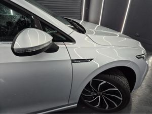 Volkswagen Golf S 1.5 TSI MANUAL 6SPEED FWD 130HP - Image 4