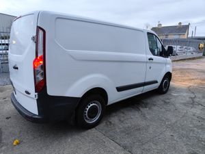 2016 Ford Transit Custom 2.0 tdci swb - Image 4