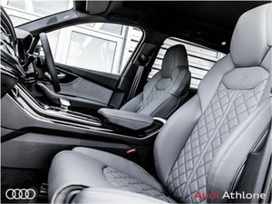 Audi Q7 3.0TFSIe 483BHP quattro Competition Tip-Tr - Image 4