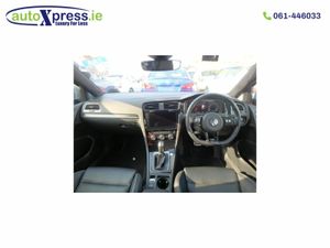 Volkswagen Golf R Line 4MOTION 2.0 Automatic - Image 2