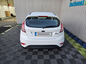 2014 Ford Fiesta 1.2 ZETEC Petrol - Image 4
