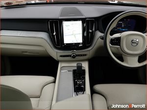 Volvo XC60 T6 350hp AWD PHEV Plus Bright (BLIS / - Image 2