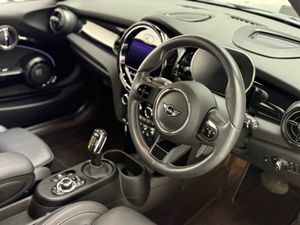 Mini Cooper ELECTRIC LEVEL 3 - Image 4