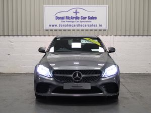 Mercedes-Benz 300 2021 - Image 2