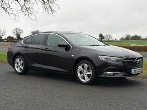 Opel Insignia 2017 SRI 1.6 Turbo 136 PS Eco TEC - Image 2