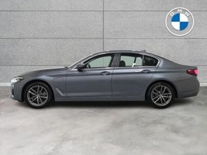 BMW 5-Series 530e SE Saloon - Image 4