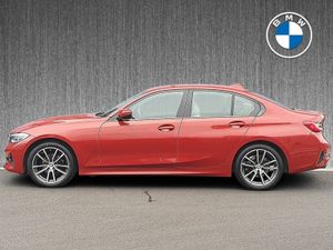 BMW 3-Series 318i Sport Saloon - Image 4