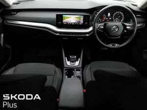 Skoda Octavia **AUTOMATIC**WINTER PACK**AMBITION 1 - Image 2