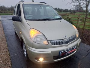 TOYOTA YARIS D4D VERSO T SPIRIT / AIRCON - Image 3