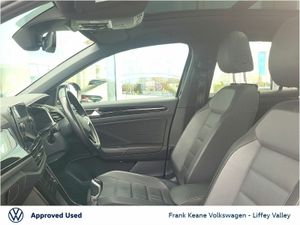 Volkswagen T-Roc STYLE PLUS 1.0TSI 110BHP *SUNROOF - Image 4