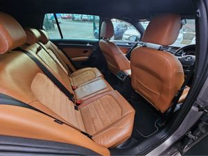 Volkswagen Golf (142) 1.4 TSI TAN LEATHER MILANO S - Image 4