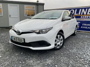 2019 TOYOTA AURIS 1.4 D4D TWO OWNER - Image 2