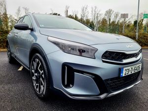 2023 KIA XCEED PE PHEV AUTO HYBRID - Image 3