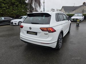 Volkswagen Tiguan R-line - Image 4