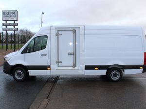 2022 Mercedes-Benz Sprinter 314 Chiller L3 - Image 2