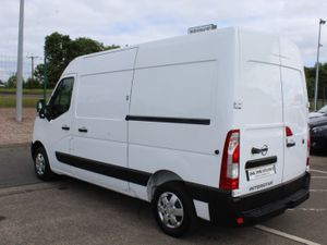 2023 Nissan Interstar L2H2 Accenta - Image 2