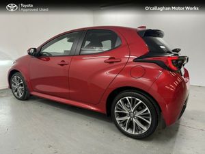 Toyota Yaris YARIS HYBRID PLATINUM - Image 3