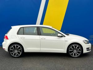 Volkswagen Golf R-LINE PACK 1.4 TSI // NEW 19" CLU - Image 3