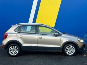Volkswagen Polo CROSS 1.2 TSI // DIGITAL CLIMATE C - Image 3