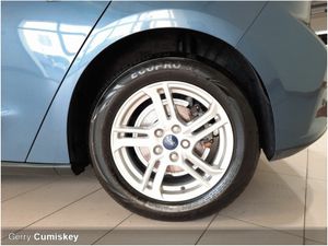 Ford Focus 1.5 TDCi 120PS Zetec - Image 2