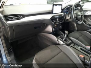 Ford Focus 1.5 TDCi 120PS Zetec - Image 4