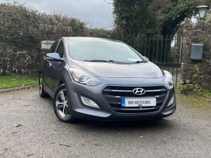 Hyundai i30 1.6 Diesel Deluxe - Image 2