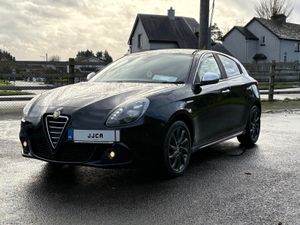 Alfa Romeo Giulietta 2011 with Nct and tax - Image 3