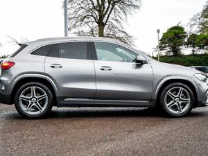Mercedes-Benz GLA 200d AMG Premium Auto - Image 4