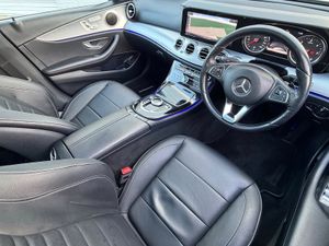 Mercedes-Benz E220d Premium - Image 4