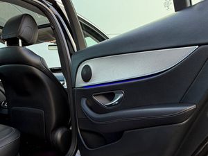 Mercedes-Benz E220d Premium - Image 2