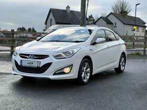 ABSOLUTELY IMMACULATE 2014 HYUNDAI I40 - Image 3