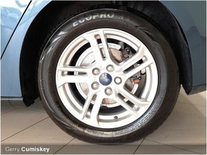 Ford Focus Zetec |  1.5 TDCi 120PS - Image 2