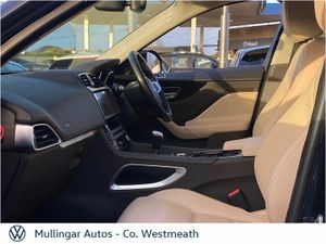 Jaguar F-Pace RWD 2.0 D 180PS Prestige Auto - Image 4