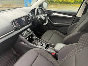 Skoda Karoq AMBITION 1.6TDI 115HP AUTO - Image 3