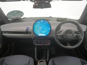 Mini Cooper Cooper SE - Image 4