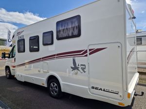 2018 RIMOR SEAL 69 PLUS FIXED BED - Image 2