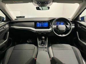 Skoda Octavia Selection 2.0TDI 115BHP - Reversing - Image 4