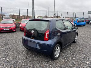 Volkswagen Up! - Image 4