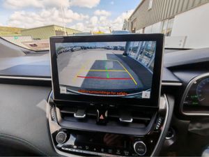 TOYOTA COROLLA CROSS LUNA 1.8 4DR AUTO - Image 3