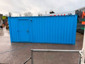 20 x 8 SITE OFFICE CABIN CONTAINER ....LIKE NEW - Image 3