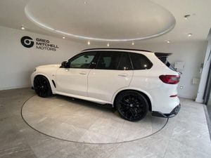 BMW X5 Xdrive30d MHT M Sport 5dr Auto - Image 2