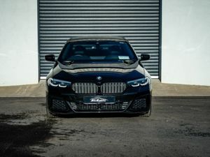 BMW 5-Series 520D M SPORT - Image 2